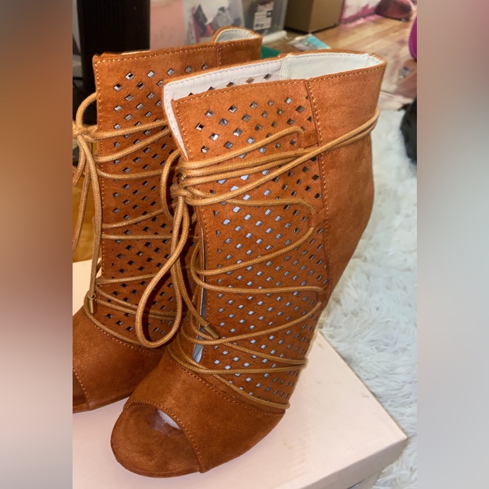 Cognac Booties